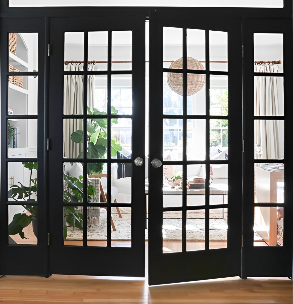 FRENCH DOOR